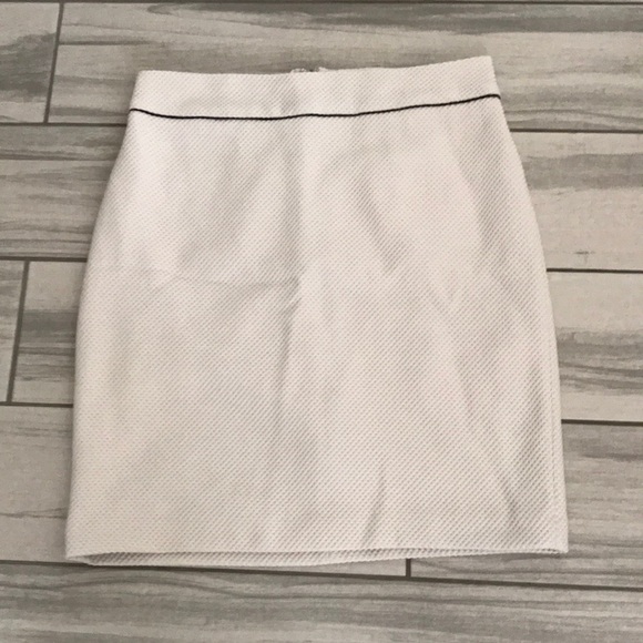 WHITE HOUSE BLACK MARKET Women Almond Texturized A Line Skirt | 4 - Picture 1 of 10